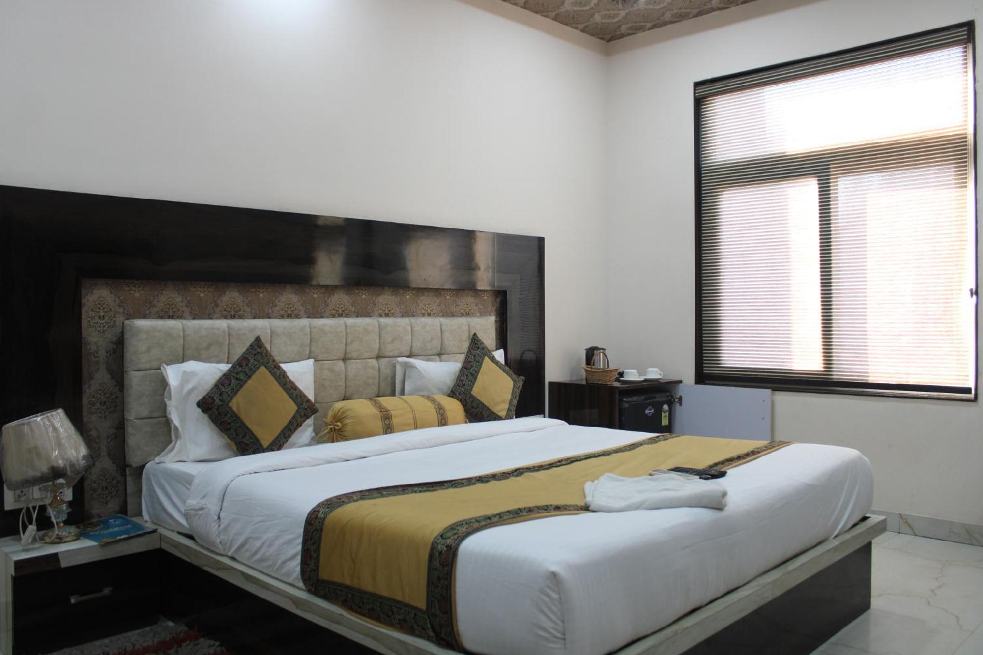 Hotel Singh Residency Varanasi Exterior foto
